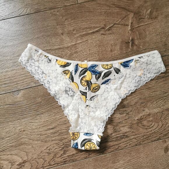 2/$10 BNWT La senza panties - Picture 3 of 3